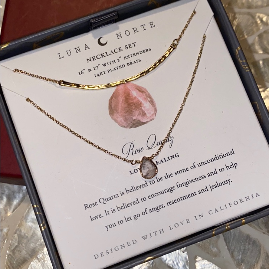 Luna Norte Rose Quartz Necklace Set 40$